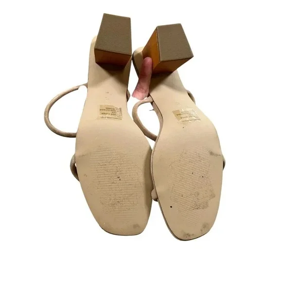 Steve Madden Isobell Honey Heeled Sandal Size 12 Tan Suede Minimal Neutral - Picture 11 of 11